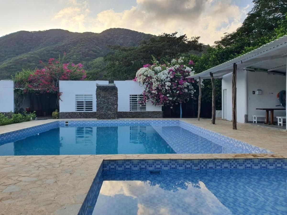 Campestre Playa Bahia Conchaa - Parque Tayrona Hotel